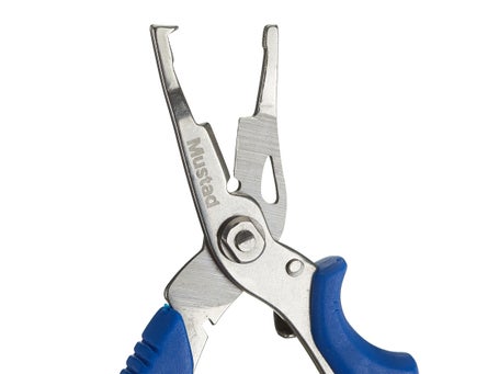 How to Use Split Ring Pliers 