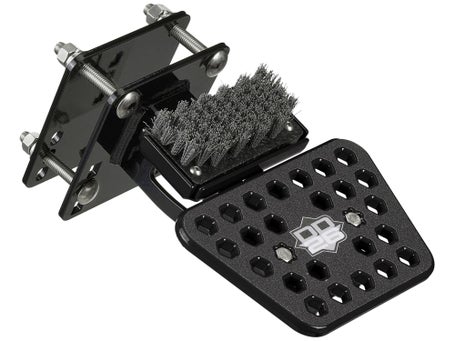DD26 Fishing Access XL Step w/Mean Clean Kick Brush