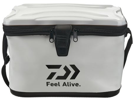 daiwa tactical soft-sided tackle bag Daiwa US this collapsible tackle bag will protect your gear and help keep you organized without taking up space Daiwa Tackle Bag - Medium