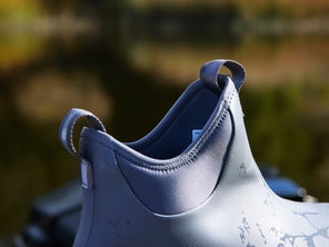 Under Armour pull tab loops