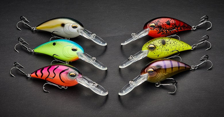 medium diving crankbaits in assorted colors