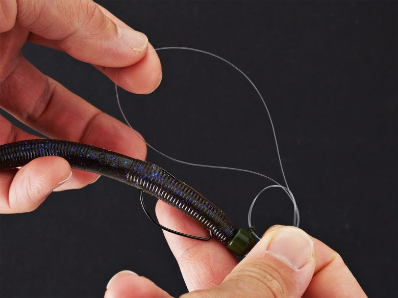Tying a Palomar knot to a shakey head.