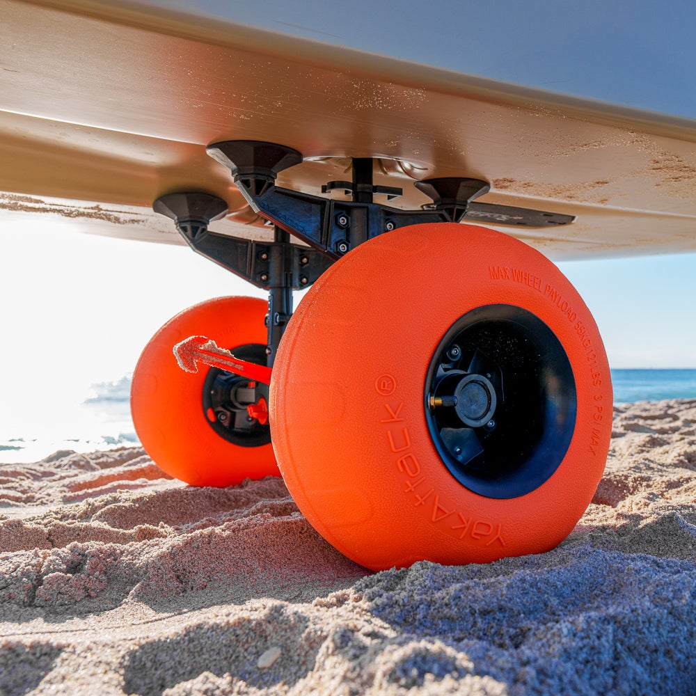 Inflatable wheel for sand